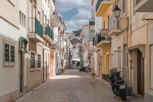 Where to Stay in Evora: Historic Center vs. Outside Walls & Best Boutique Hotels