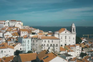 Getting a SIM Card in Portugal: The Ultimate Tourist Guide