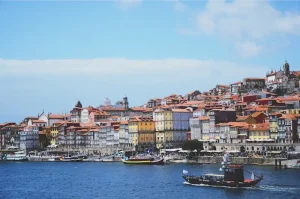 Portugal SIM Card vs. eSIM: Which is Best for Your Trip?