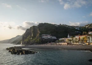 Madeira Nightlife: Your Ultimate Guide to Bars, Clubs &amp; Live Music