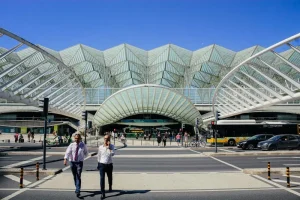 Navigating Lisbon Airport Arrivals: Tips for a Smooth Start to Your Trip