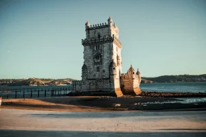 Vodafone, NOS, MEO: Choosing the Best SIM Card Provider in Portugal