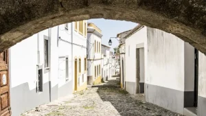 Evora Shopping Guide: What to Buy &amp; Where to Find It