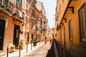 The Portuguese Cafe: A Traveler’s Window into Daily Life