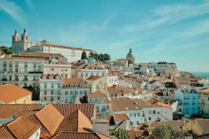 Lisbon Airport Layover Guide: Maximizing Your Time in the City